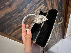 Silver Antique Bag With Velvet Lining