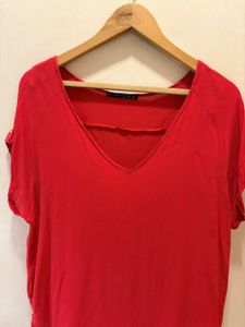 Beautiful Red V-Neck Tunic Top