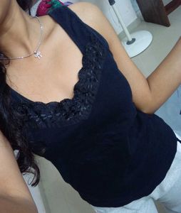 cropped shirt with tank top