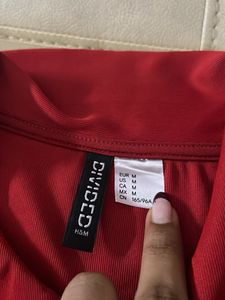 Red Zip-Up Crop Top