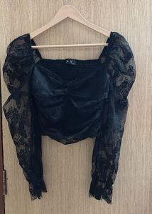 Black Lace Puff Sleeve Top - M/L size