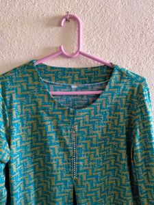 Stylish Teal Patterned Top for Girls / Women
