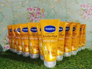 Vaseline Gluta-Hya SPF50 Sunscreen