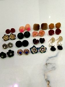 Combo Of 16 pairs Stud Earnings With Mixed Style