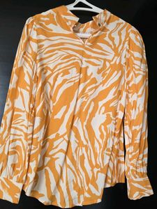 Patterned Long Sleeve Top