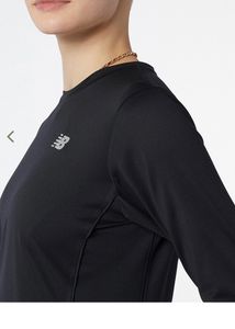 🇹🇭 New Balance Black Round Neck
