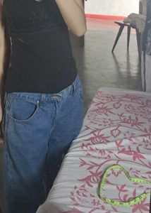 Wide Leg Frayed Hem Jeans