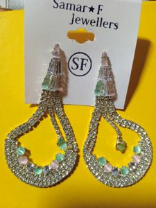 Very Best Earring And Light Weight