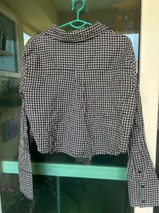 Classy Black And White Crop Shirt