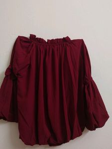 Women Off Shoulder M Size Top .