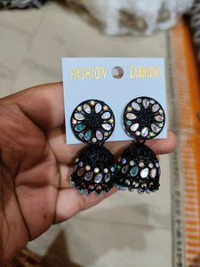 Black Jhumka