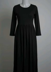 🟥FREE---BIES🟥 Black Midi Dress