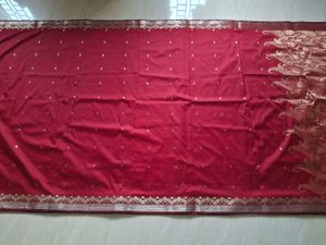 Maroon Silk Saree - A Timeless Beauty!