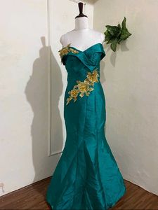 Elegant Emerald Green Gown