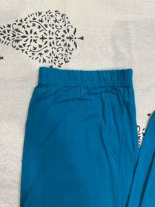 Avaasa Blue Leggings