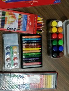 Mixed Art Supplies Set