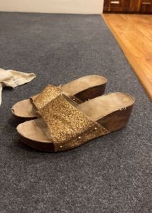 Gold Wooden Wedges