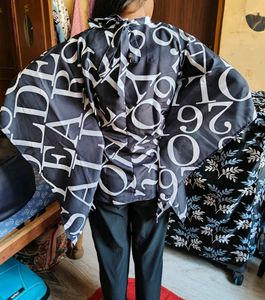 Sale!! Black And White Kaftan Top