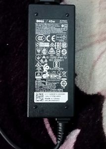 DELL LAPTOP CHARGER NEW AND ORIGINAL 45 WATT