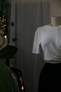 H&amp;M Chic White Crop Top