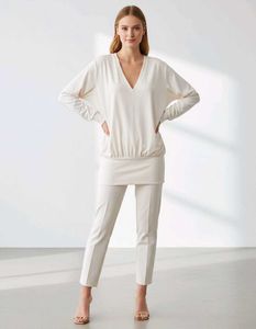 Elegant White Long Sleeve Top