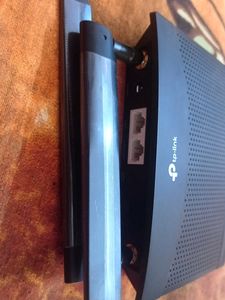 TP LINK ROUTER