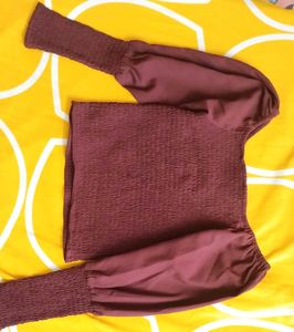 Chic Maroon Puff Sleeved Smocked Crop Top