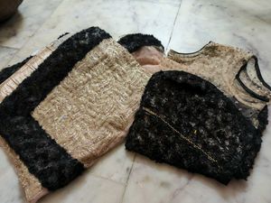 Net And Velvet Border Saree With Desiner Blouse