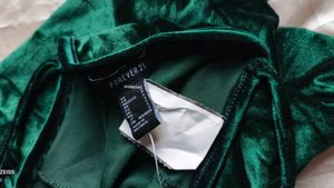 18.6.4 GORGEOUS VELVET TOP
