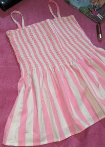 White Striped Smoked Top🤍💕