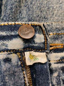 Ma2027 Bristol court barrel jeans waist 28 inches