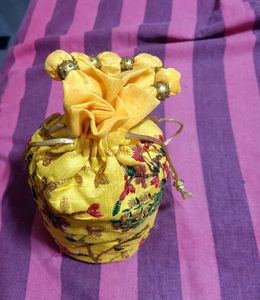 Handmade Rajasthani Purse And Jhumki