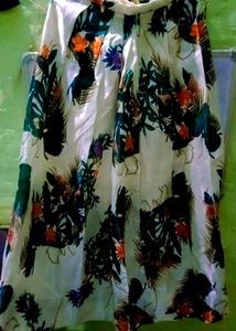 Its A Party Wedding Wear Gown ,light Weight
