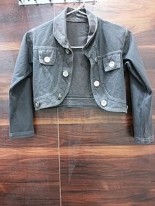 Short Women&#39;s Jacket