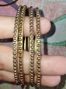 Gold Tone Bangle Set