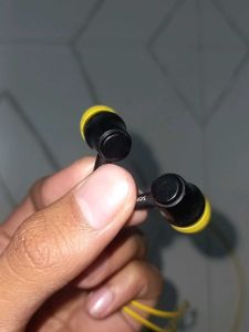 Yellow Wired Earbuds (1Side Not Working)