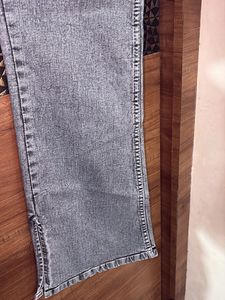 TRENDY🔥 Bell Bottom Jeans