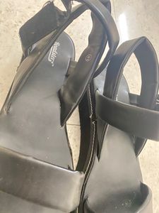 Roadster Women Black Open Toe Heeled Flats