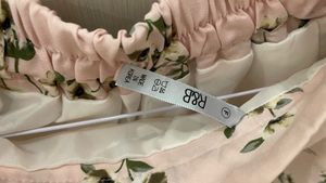 Cute Floral mini Skirt