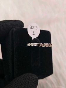 Guess 925 Silver sterling Ring