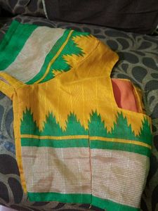 Elegent  Saree With Blouse