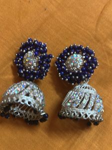 Stylish Jhumka Earrings
