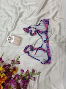 🇳🇿💫💗Pink &amp; Blue Print Bikini Top