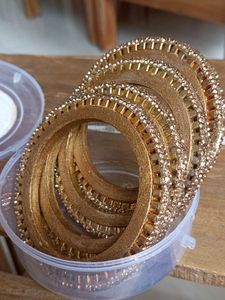 Lac Bangle With Stone Work