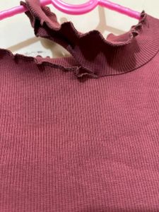 Cute Ruffle Neck Top