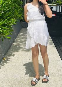 Frill frock