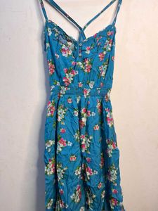 Cute Floral Printed Middie