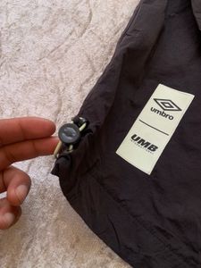 Umbro premium Light zipper jacket