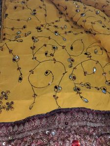 i am selling weeding wear saree With Blouse