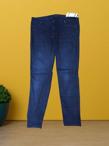 D@84 Size-36 (Sale) Latest Ladies high waist Jeans